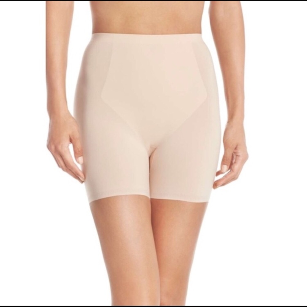 SPANX Thinstincts Girl Shorts Nude NWOT